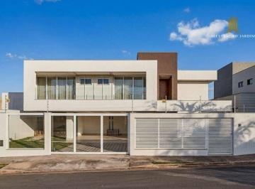eb4004230501e014062b89de3a91ac44da222ea0 · Casa nova, com vista panorâmica de Brasília