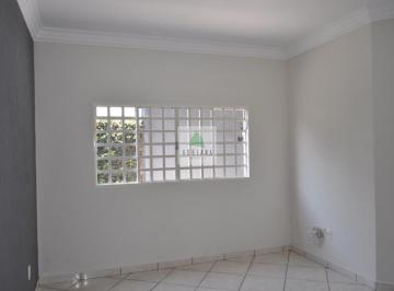 Casa · Venda Casa Térrea Conforto Segurança Espaço 3 Quartos Sendo 2 Suítes Área de Lazer com Piscina 3 Vag