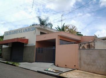 Comercial à venda em Jardim Micena, com 98 m² de área construída. Este imóvel di · * IMÓVEL COMERCIAL COM SALÃO * TÉRREO * REGIÃO CENTRAL