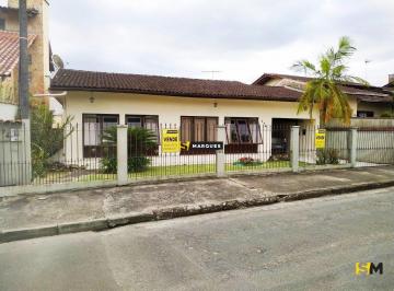Casa · 225m² · 4 Quartos · 1 Vaga · Ampla casa semi mobiliada no Bairro Glória