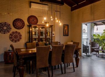 127fa1036605e9175a042c89149399b7f2efe3e8 · Casa com 3 dormitórios à venda, 353 m² por R$ 1.600.000,00 - Centro - Jaraguá do Sul/SC