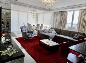 Apartamento · 237m² · 3 Quartos · 6 Vagas · Cobertura única em Canoas no Bairro Nossa Senhora ads Graças