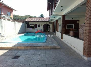 Casa en Venda de 4 quartos Martim de Sá · Sobrado em  Rua Fernão Dias Paes Leme - Martim de Sá - Caraguatatuba/SP