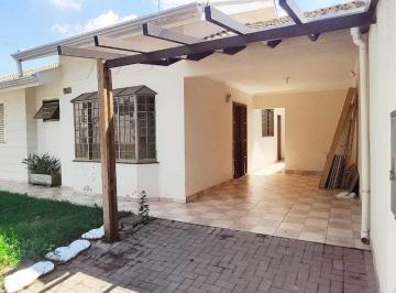 Casa · 101m² · 3 Quartos · 3 Vagas · Casa a Venda no Conjunto Requião em Maringa