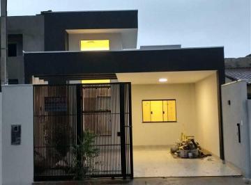 Casa · 90m² · 3 Quartos · 2 Vagas · Casa a Venda no Jardim Copacabana em Maringá