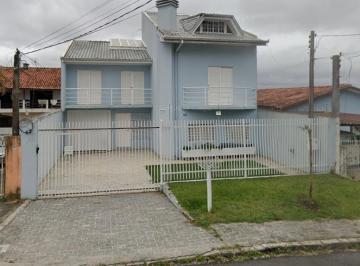 Casa de 5 quartos, Curitiba · Casa Com Piscina E Amplo Gramado