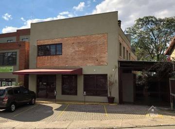 bb2a51f35474fe17652f0d09cbea813066514348 · Linda Loja no Centro Comercial A Área