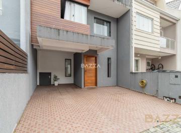 Casa · 130m² · 3 Quartos · 2 Vagas · Sobrado com Deck e Jacuzzi - em Condomínio
