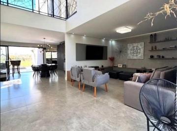 Casa · 600m² · 4 Quartos · Casa 4 suítes alto padrão|Condomínio Figueira Garden Atibaia