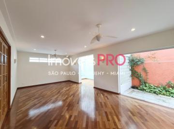 Casa · 179m² · 3 Quartos · 3 Vagas · Sobrado a venda em Mirandopolis com 3 quartos e 3 vagas com jardim, churrasqueira, reformado.