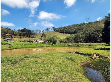 Rural , Piracaia · Área com água em abundância para formar sítio, 20km do centro de Piracaia