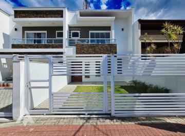 Casa · 124m² · 3 Quartos · 2 Vagas · Sobrado com 3 dormitórios e uma suíte à venda por R$750.000,00 - Bairro Escola Agrícola - Blumenau/S