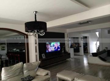 Casa · 500m² · 4 Quartos · 12 Vagas · VENDE SOBRADO DE ALTO PADRÃO- COM PISCINA