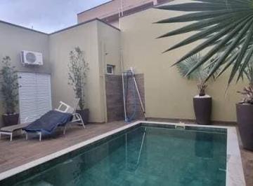 Casa · 209m² · 3 Quartos · 2 Vagas · Casa à venda com 3 dormitórios sendo 02 suítes no Portal Ville Primavera. 