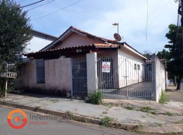 Casa · 280m² · 3 Quartos · 2 Vagas · Casa de 3 dormitórios à venda com Galpão de 65 m² com escritório a 5 minutos do centro da cidade.