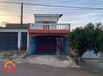 Casa · 128m² · 4 Quartos · 2 Vagas · Casa 
