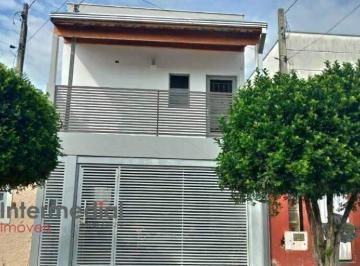 Casa · 60m² · 2 Quartos · 2 Vagas · Casa à venda com 2 dormitórios.