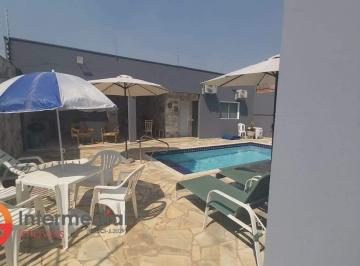 Casa · 260m² · 5 Quartos · 4 Vagas · Casa à venda em condomínio com 5 suítes. 
