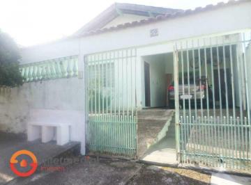 Casa · 198m² · 5 Quartos · 2 Vagas · Casa à venda com 3 dormitórios sendo 1 suíte no bairro Residencial Esplanada