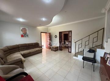 0b5b09a2aa289d49b58467bbfb3b2b570e5a7195 · Casa com 5 dormitórios à venda, 310 m² por R$ 590.000,00 - Cidade Jardim - Uberaba/MG
