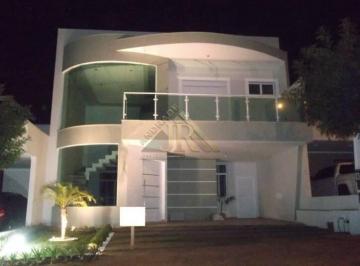 Casa · 216m² · 3 Quartos · 4 Vagas · Casa a venda - Condomínio Golden Park Residence - Sorocaba Três Suítes