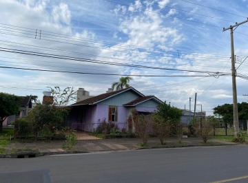 Casa · 103m² · 3 Quartos · 1 Vaga · Casa Chalé /Terreno em ótima localização, próximo ao centro de Sapiranga