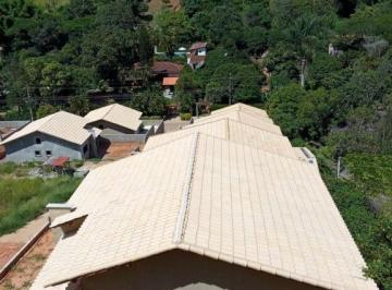 Casa · 223m² · 2 Quartos · 1 Vaga · Casa em Condomínio de Luxo em Paty do Alferes-RJ - 2 quartos, 1 suíte, 1 sala, 2 banheiros, 1 vaga d