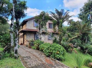252512_i008bb799YC99S_2525126351ae5586116.jpg · Casa 3 dormitórios com 120m² no Condomínio Lagos de Gramado