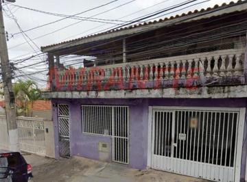 8dfcd834b90a95276082668db8bda02a.jpg · Sobrado de 320m² com 15 quartos