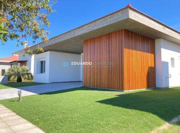 2022080616095995733.jpg · Casa em Condomínio para Venda em Xangri-Lá, Remanso, 4 dormitórios, 4 suítes, 5 banheiros, 2 vagas