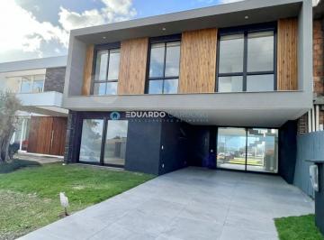 20220523100756336524.jpeg · Casa em Condomínio para Venda em Xangri-Lá, Centro, 4 dormitórios, 4 suítes, 5 banheiros, 2 vagas