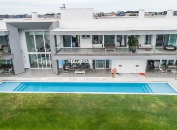 20220528151157695526.jpg · Casa em Condomínio para Venda em Xangri-Lá, Centro, 9 dormitórios, 9 suítes, 12 banheiros, 6 vagas