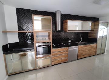 Casa · 263m² · 4 Quartos · 4 Vagas · 
                                Casa de alto padrão semimobiliada em Condomínio com 4 quartos, chur