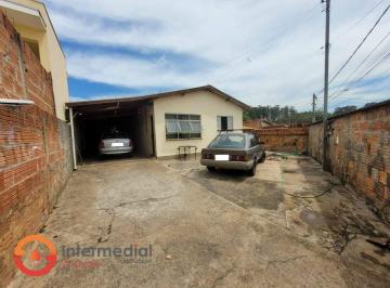 Casa · 177m² · 4 Quartos · 6 Vagas · Casa Ampla com 3 dormitorios próximo ao centro de Boituva