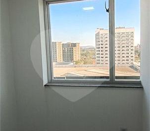 Comercial · 33m² · 1 Vaga · Salas à venda em Centro - RS