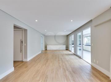 Apartamento · 214m² · 4 Quartos · 4 Vagas · Apartamento com 4 quartos à venda em Vila cruzeiro - SP