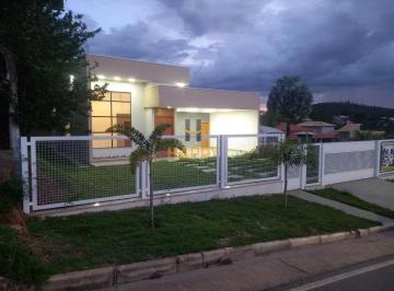 2024012815553798.jpg · Casa em Condomínio para Venda em Jaboticatubas, Vale do Luar, 3 dormitórios, 1 suíte, 3 banheiros, 2