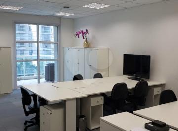 Área de Serviço · Imoveis - na Vila São Francisco (Zona Sul)