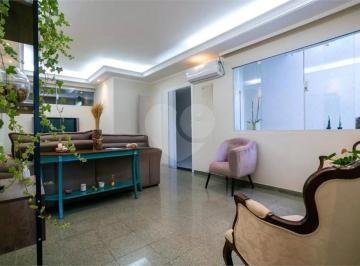 Casa de 4 quartos, São Paulo · Sobrado com 4 quartos na CASA VERDE