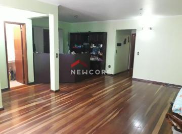 Casa · 183m² · 2 Quartos · 5 Vagas · Casa em Rua Valparaíso - Jardim Botânico - Porto Alegre/RS