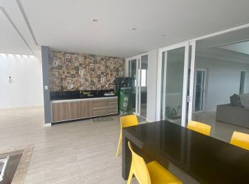 2022/10/dfd229b76b2e1d4bdf079c6b35d13bda.jpg · Casa com 5/4 em Vilas do Atlântico