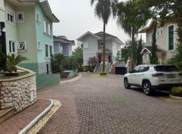 Casa · 400m² · 4 Quartos · 6 Vagas · condomínio fechado no Jardim Floresta com 7 casas