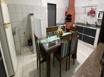 Foto 01 · Imperdível oportunidade de compra: Casa com 3 quartos, 3 banheiros e 3 vagas de garagem no Parque Re