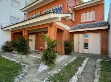 Apartamento · 276m² · 4 Quartos · 3 Vagas · sobrado de 04 dormitórios no centro de tramandaí