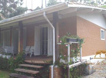Casa · 220m² · 3 Quartos · 2 Vagas · Casa a venda no Capivari em Campos do Jordão-SP