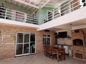 Casa · 260m² · 4 Quartos · 3 Vagas · Sobradão Tremembé