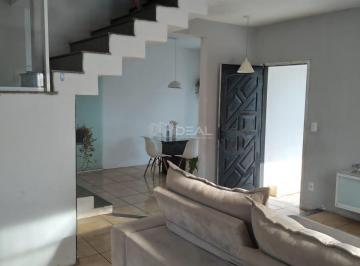 Casa duplex de 3 quartos para venda no Parque Jóquei Club - Campos dos Goytacazes, RJ · Casa Duplex em Parque Jóquei Club  -  Campos dos Goytacazes
