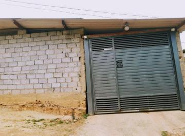 Casa de 2 quartos, São Lourenço da Serra · EXCELENTE CASA PRÓXIMO DA RODOVIA E DO RETORNO COD: 4851 F:(11) 97302-9229 CESAR