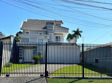 Casa de 5 quartos, Curitiba · Maravilhosa casa na melhor região do Guabirotuba    