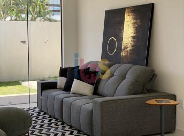 Casa · 250m² · 4 Quartos · 2 Vagas · Casa no Residencial Aldeia Atlântida